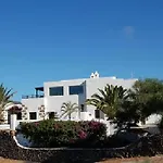Casa De Hilario Гостевой дом Яйса
