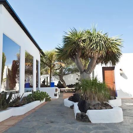 Casa De Hilario 4*