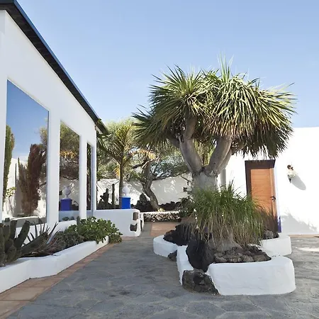 Casa De Hilario بيت ضيافة 4*